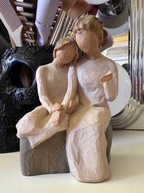 Willow Tree With My Grandmother “Tell Me a Story” Susan Lordi Demdaco Figurine